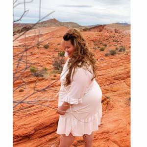 Plus size white ruffles shift dress